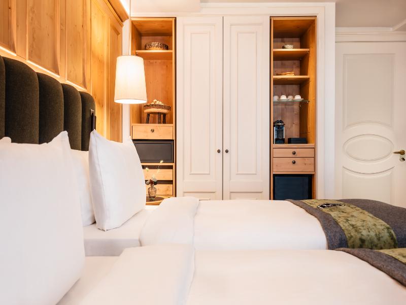 Hotel Fluela Davos - Oda