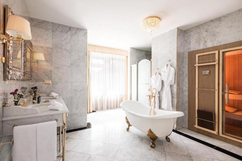 Hotel Fluela Davos - Oda