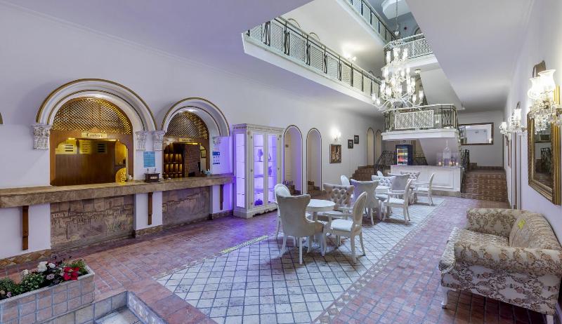 Adalya Port Hotel - Lobi