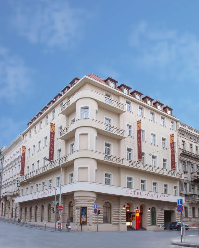 EA Hotel Sonata - Genel
