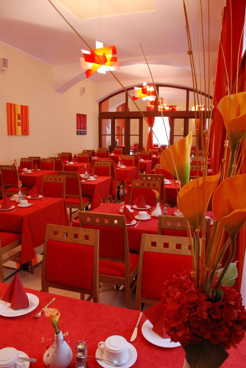 EA Hotel Sonata - Restoran