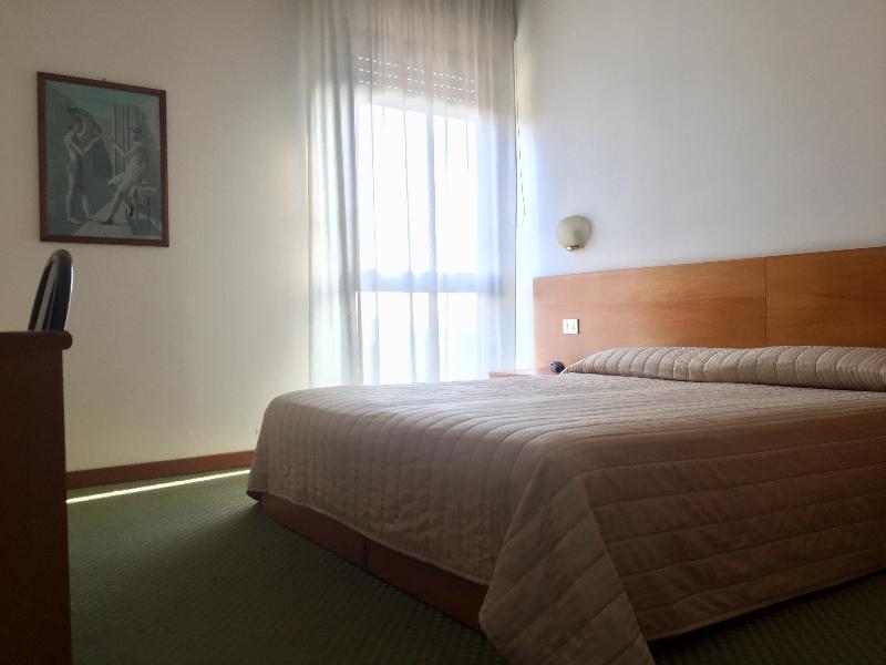 La Fenice Hotel - Genel