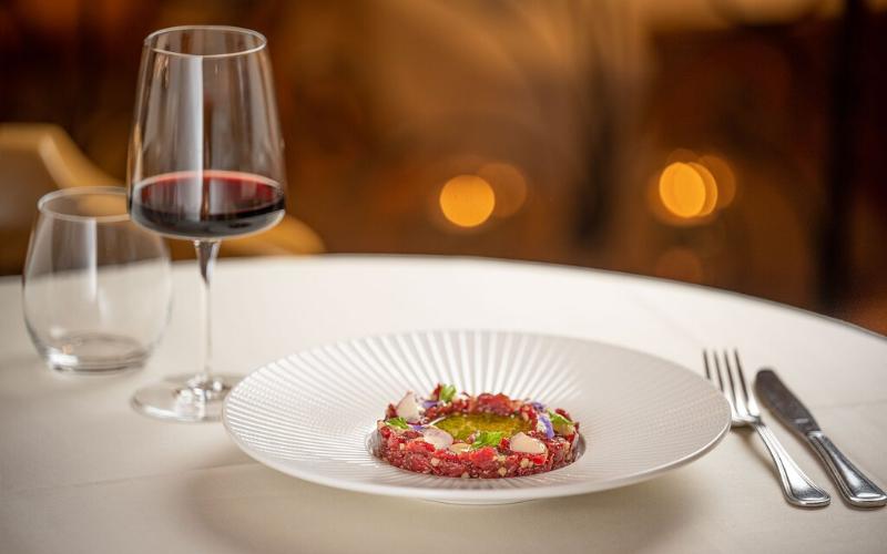 Grichting Hotel & Serviced Apartments - Restoran
