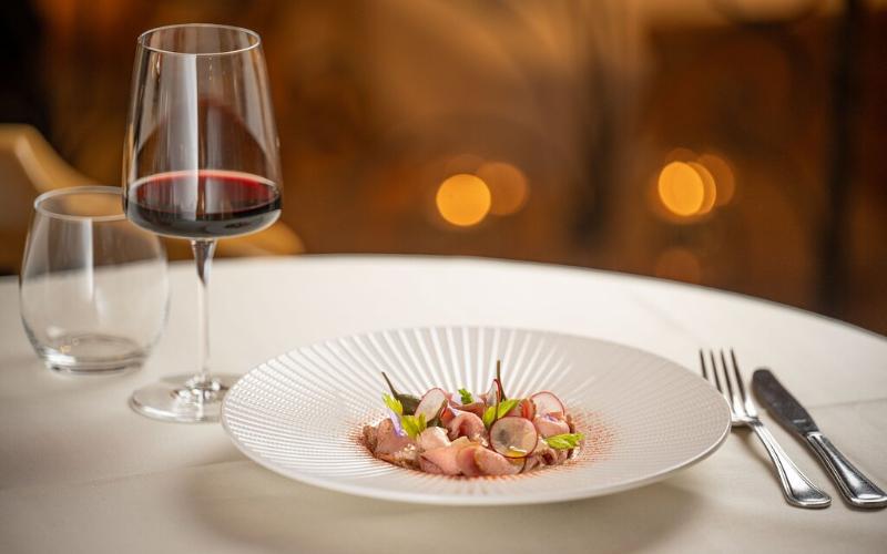 Grichting Hotel & Serviced Apartments - Restoran