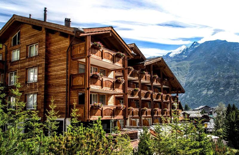 Schweizerhof Gourmet & SPA - Genel