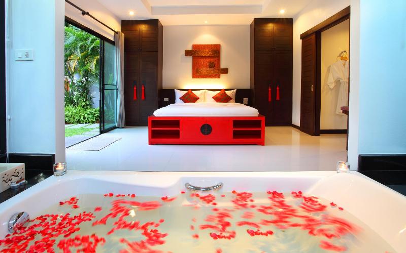 The Bell Pool Villa Resort Phuket - Oda