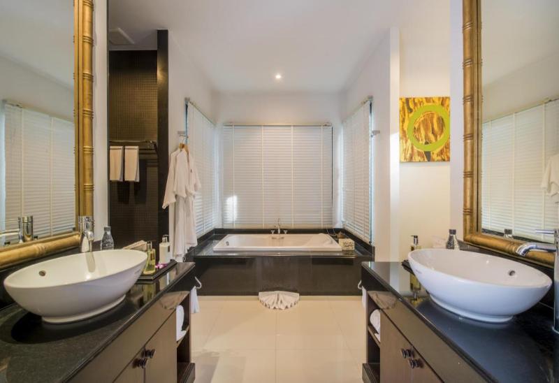 The Bell Pool Villa Resort Phuket - Oda