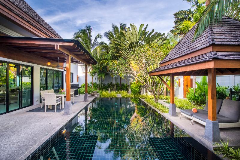 The Bell Pool Villa Resort Phuket - Teras