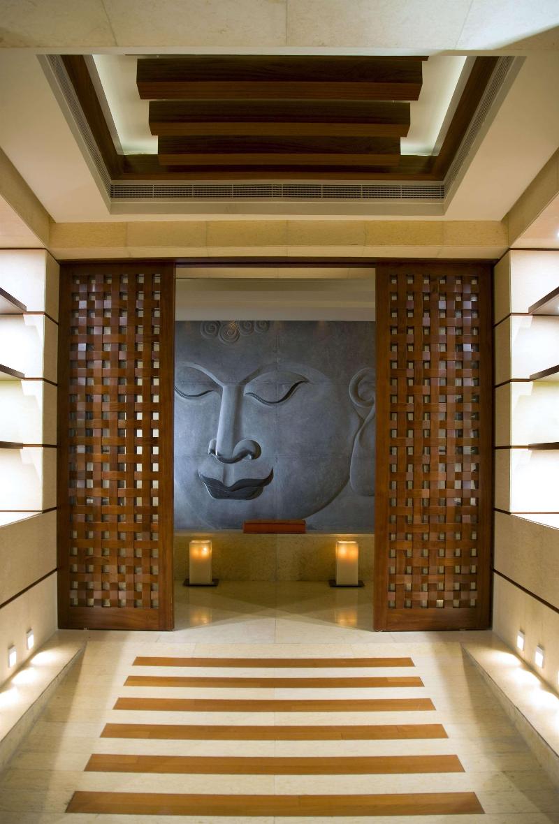 Raffles Dubai - Bar