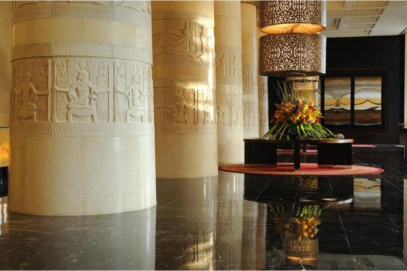Raffles Dubai - Lobi