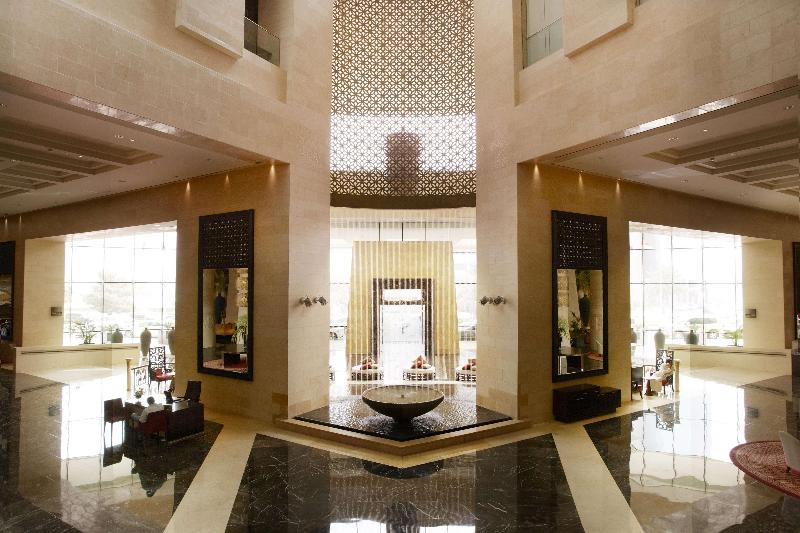 Raffles Dubai - Lobi