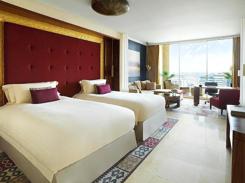 Raffles Dubai - Oda
