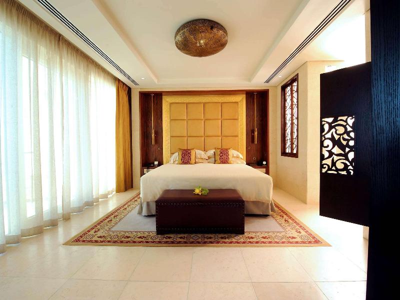 Raffles Dubai - Oda