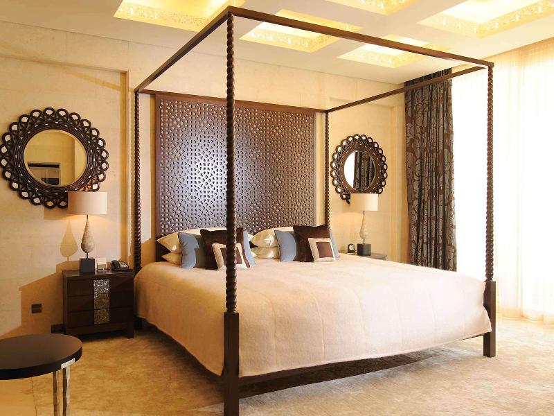 Raffles Dubai - Oda