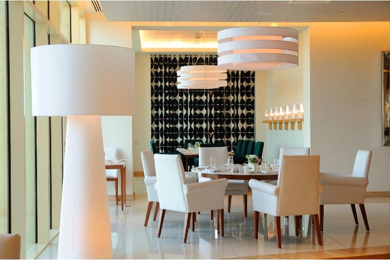Raffles Dubai - Restoran