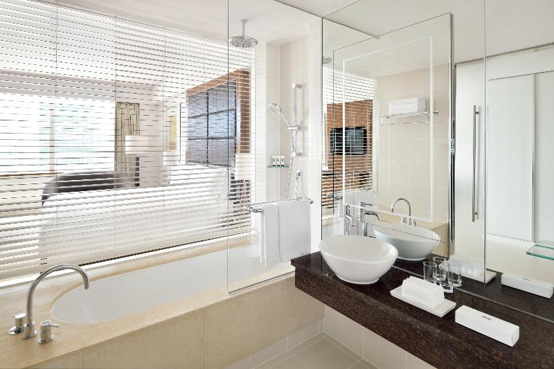 Crowne Plaza Dubai Festival City - Oda