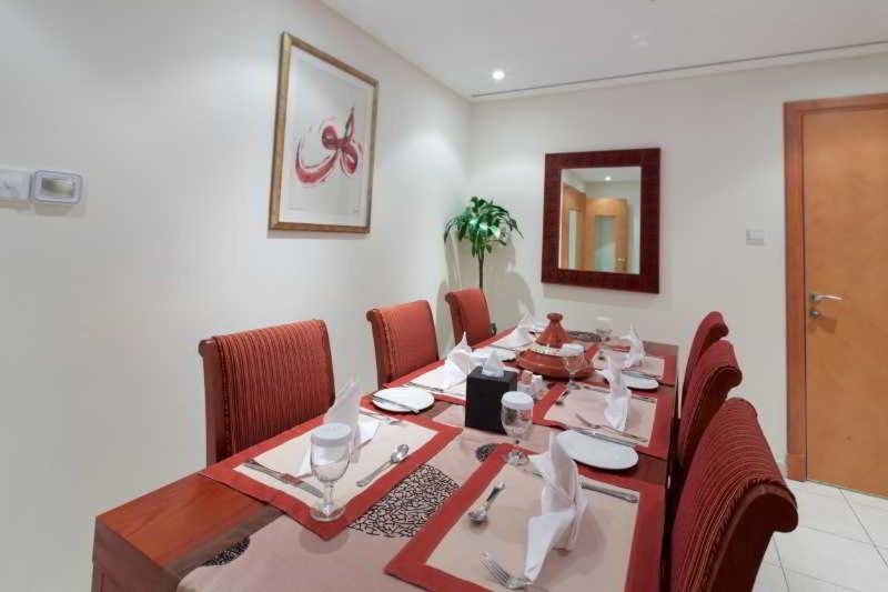 Tamani Marina Hotel and Hotel Apartment - Oda