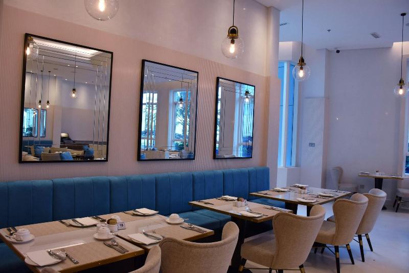 Tamani Marina Hotel and Hotel Apartment - Restoran