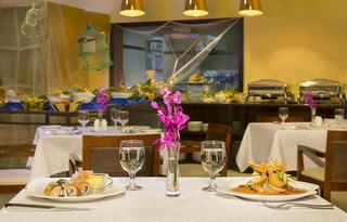 City Seasons Suites (EX Pearl City Suites Hotel) fotoÄŸrafÄ±