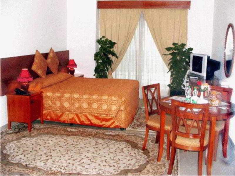 Rose Garden Hotel Apartments - Bur Dubai - Oda