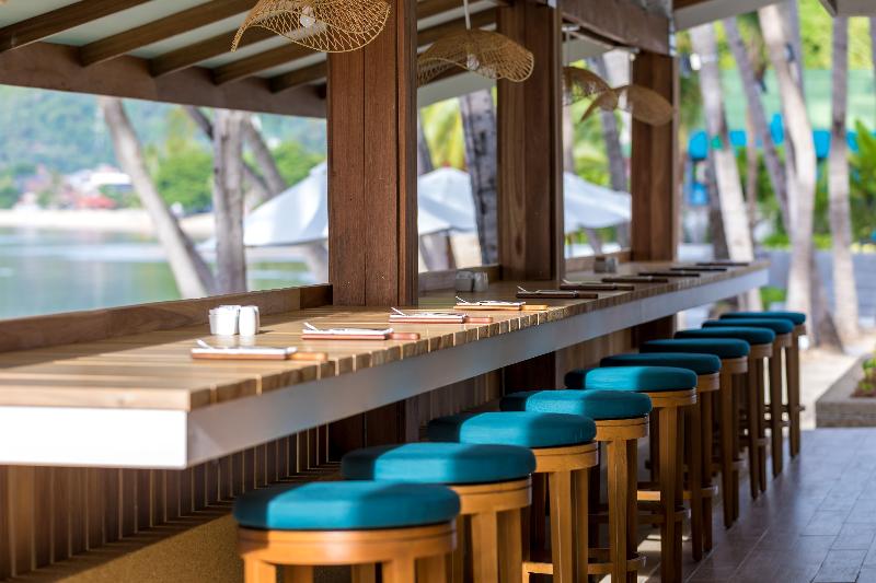 Outrigger Koh Samui Beach Resort - Bar