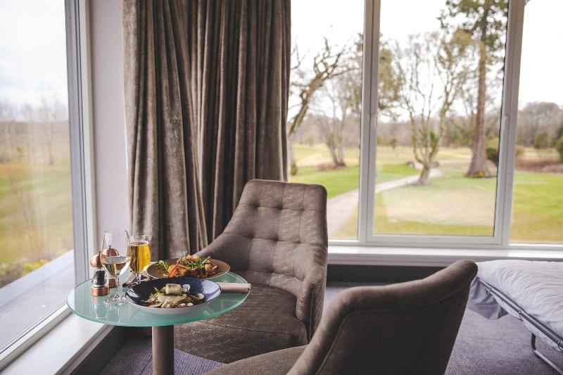 Meldrum House - Oda