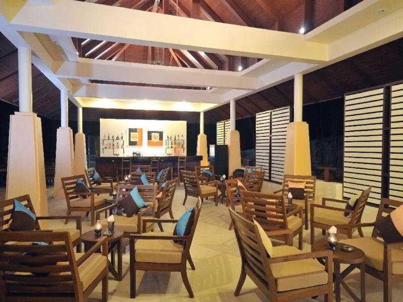 Avani Ao Nang Cliff Krabi Resort - Bar