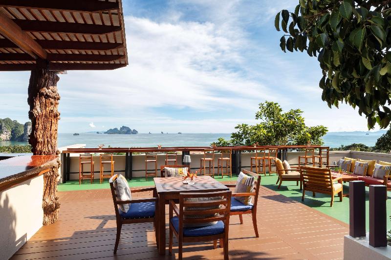 Avani Ao Nang Cliff Krabi Resort - Bar