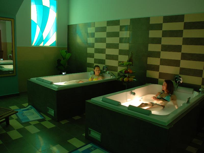 EA Hotel DownTown - Aktivite