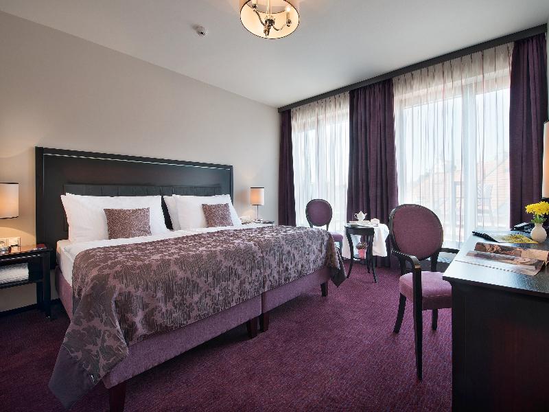 EA Hotel Embassy Prague - Oda