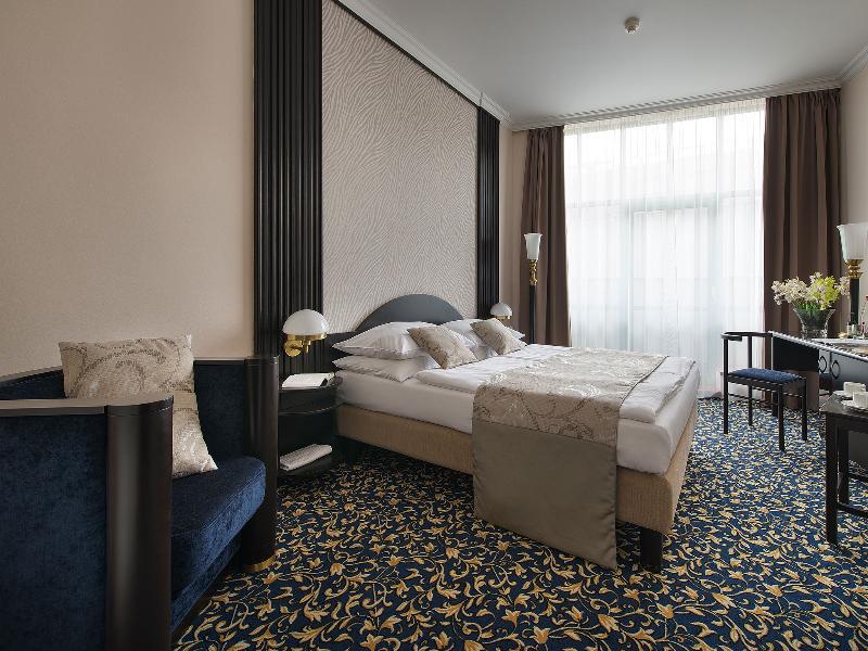 EA Hotel Royal Esprit - Oda