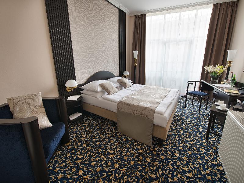 EA Hotel Royal Esprit - Oda