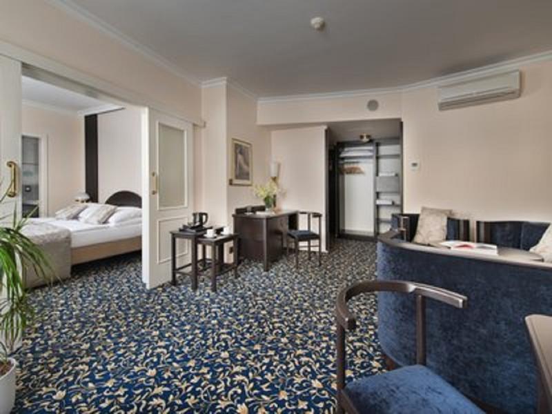 EA Hotel Royal Esprit - Oda