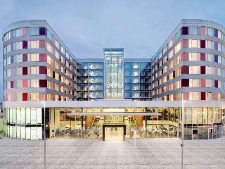 Movenpick Hotel Stuttgart Airport fotoÄŸrafÄ±