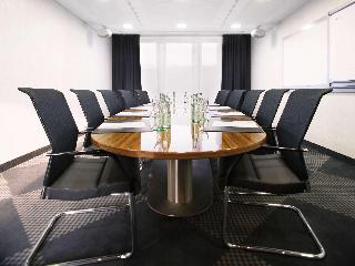 Movenpick Hotel Stuttgart Airport fotoÄŸrafÄ±