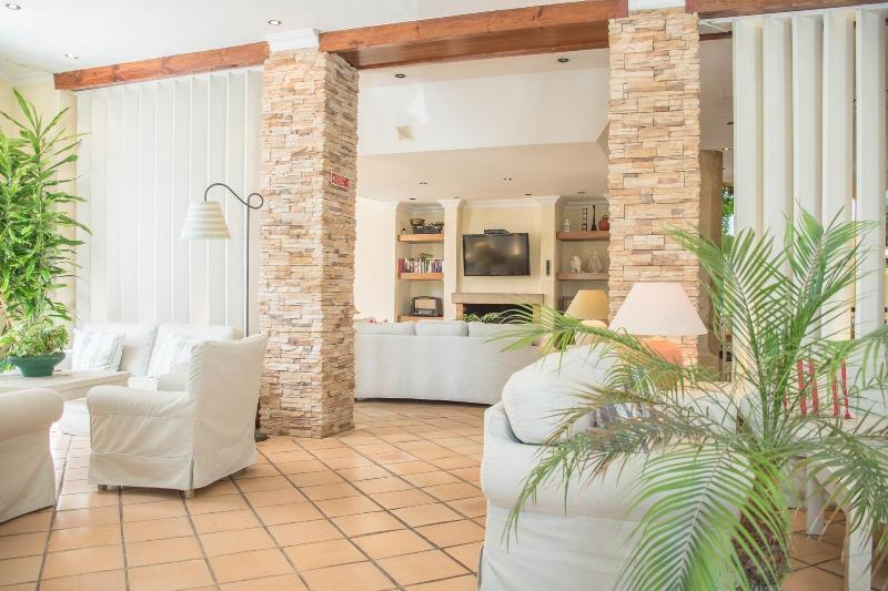 Loule Jardim - Lobi