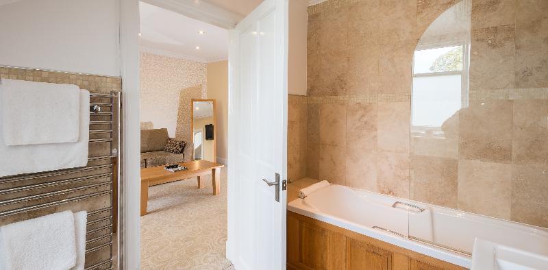 Glen Mhor Hotel - Oda