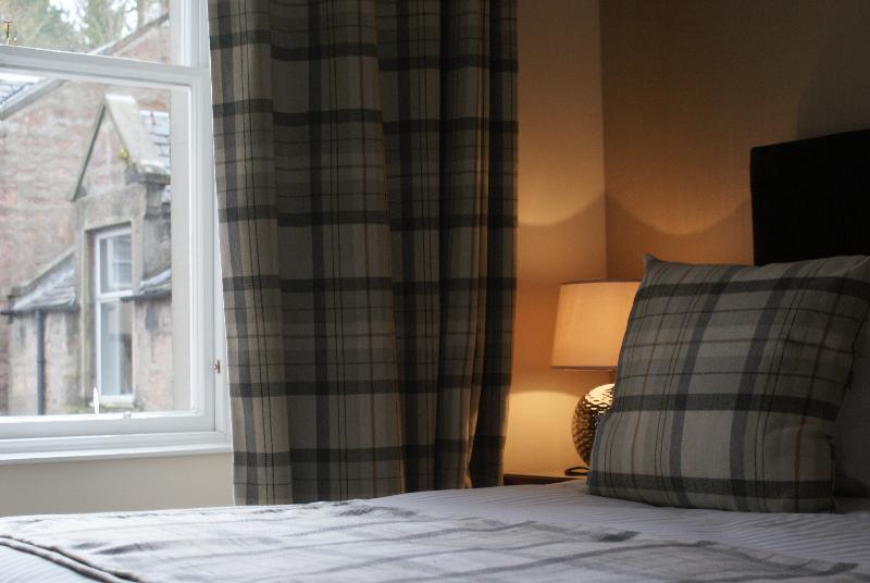 Glen Mhor Hotel - Oda