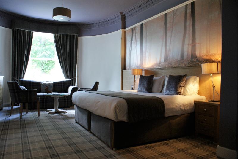Glen Mhor Hotel - Oda