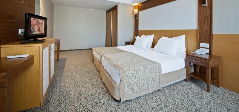 MC Beach Park Resort Hotel - Oda