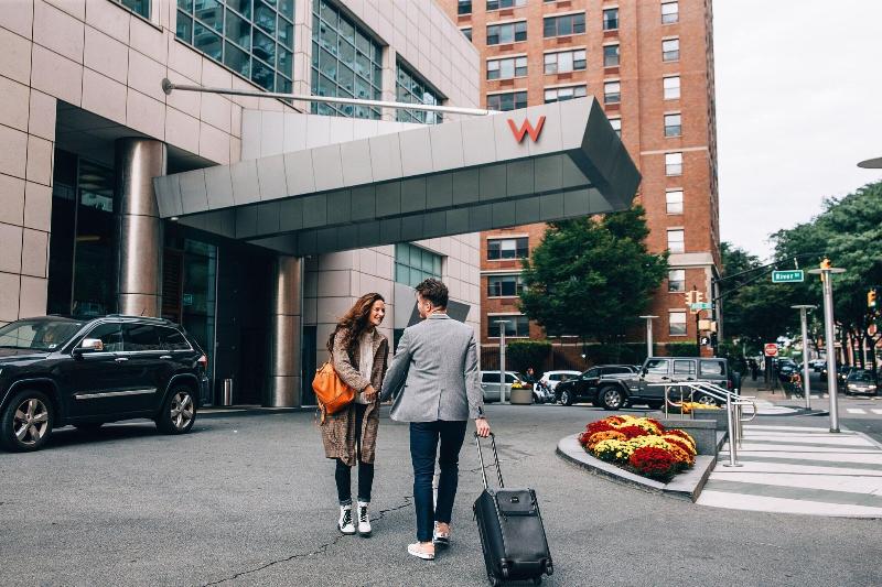 W Hoboken - Genel