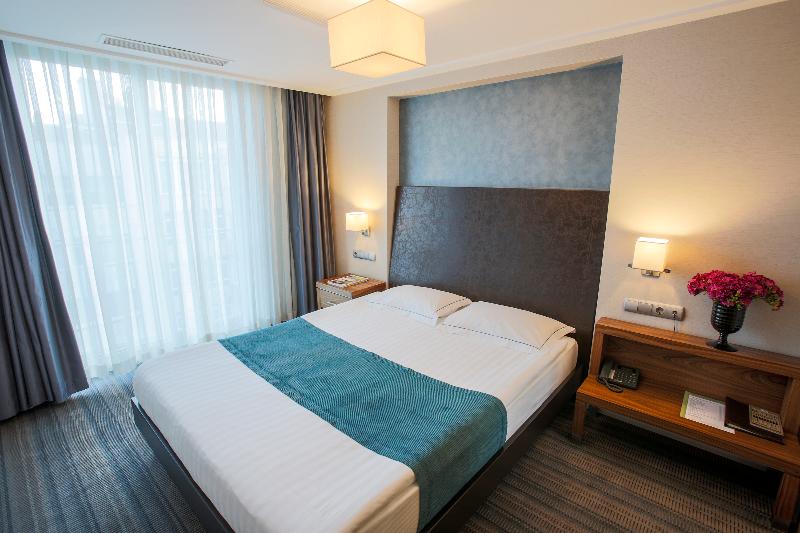 Housez Suites and Apartments - Oda