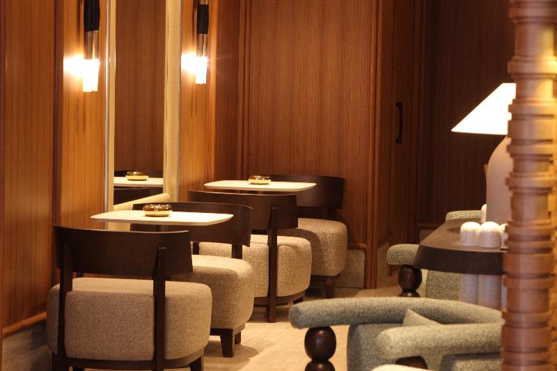 Housez Suites and Apartments - Restoran