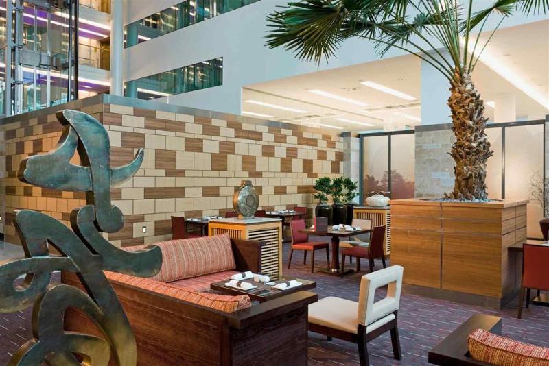 Sofitel Londra Heathrow - Restoran