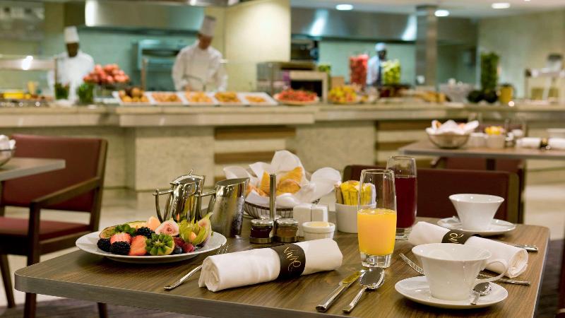 Sofitel Londra Heathrow - Restoran