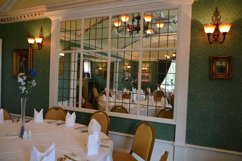Brook Meadow Hotel - Genel