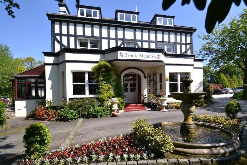 Brook Meadow Hotel - Genel