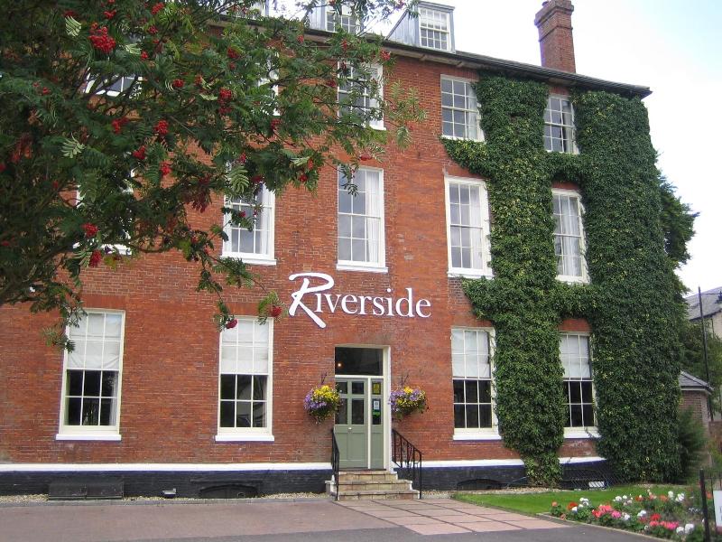 Riverside - Genel