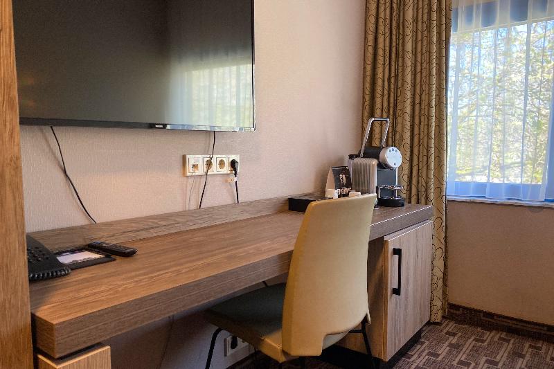 Xo Hotels Blue Square - Oda