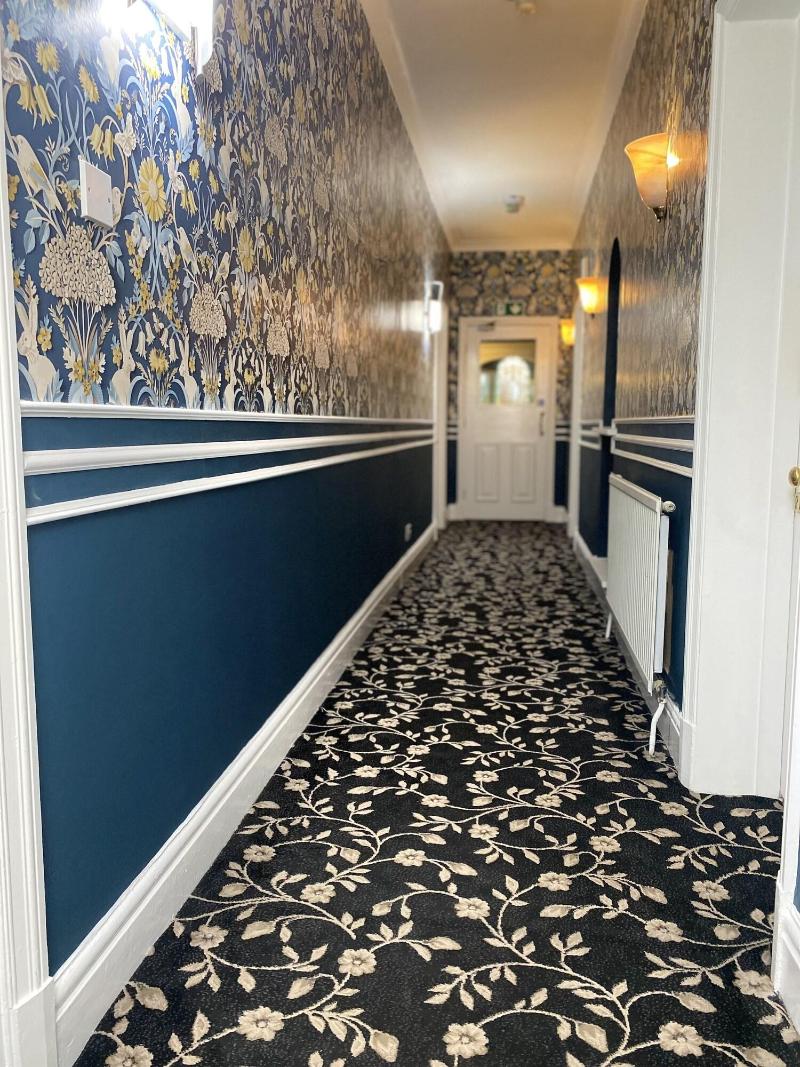 Stone House Hotel A Bespoke Hotel - Lobi